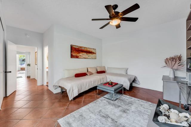 511 Desert West Drive, Rancho Mirage CA: https://media.crmls.org/mediaz/cf56c16f-66fd-48b3-959e-63d760422992.jpg
