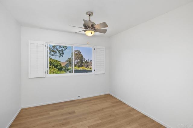 2294 Caminito Castillo, La Jolla CA: https://media.crmls.org/mediaz/cf59c2e8-fb15-4df1-b950-a633d80c0d11.jpg