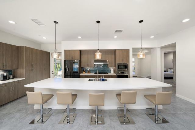 14-web-or-mls-DKRetreatCir_2022_014