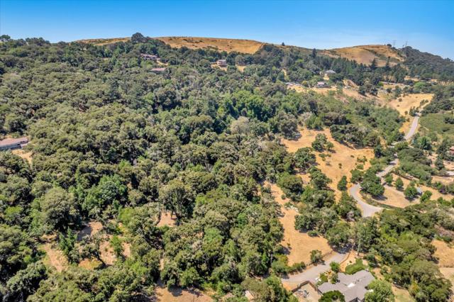 250 Heacox Road, Woodside CA: https://media.crmls.org/mediaz/cf5b5c90-265e-4bf2-a3c7-186312d5a7de.jpg