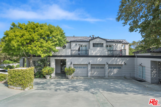 28600 Pacific Coast Highway, Malibu CA: https://media.crmls.org/mediaz/cf5b7d10-4a02-4794-9b33-3343f97f837b.jpg