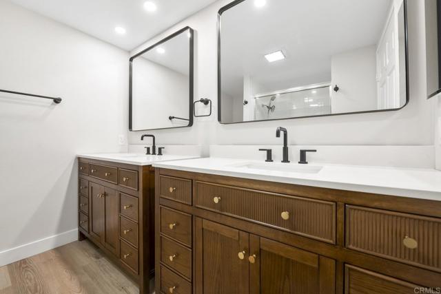 11883 Timaru Way, San Diego CA: https://media.crmls.org/mediaz/cf5ca218-16af-4f02-a0cc-51d54dd9f644.jpg