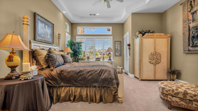 97 Via Bella, Rancho Mirage CA: https://media.crmls.org/mediaz/cf5cb2e2-a4fb-4548-8dfc-ee5ced91087a.jpg