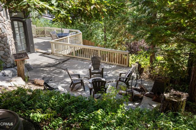 54186 Road 432, Bass Lake CA: https://media.crmls.org/mediaz/cf5d0ca6-d515-43c9-b99b-0d4e6eb7a60a.jpg