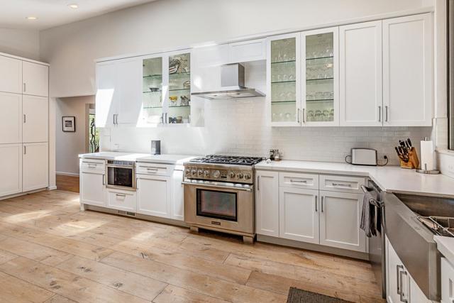 300 Cervantes Road, Portola Valley CA: https://media.crmls.org/mediaz/cf5d6bc8-0af2-4ee7-a799-1e5f1c164b27.jpg