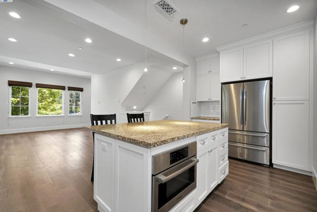 184 Stevenson Blvd, Fremont CA: https://media.crmls.org/mediaz/cf5d7a49-412a-482a-883c-13ef1c3dfcf7.jpg