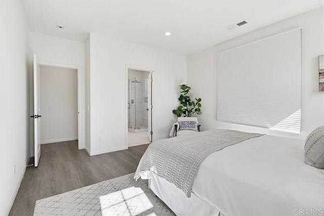 Detail Gallery Image 27 of 46 For 1720 Santa Ivy Ave, Chula Vista,  CA 91913 - 5 Beds | 3/1 Baths