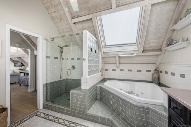 841 Pismo Ct, San Diego CA: https://media.crmls.org/mediaz/cf5e47a8-6414-4b40-97bc-13712791230a.jpg