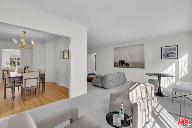 5248 Parkglen Avenue, Los Angeles CA: https://media.crmls.org/mediaz/cf5feffb-1a6d-46f5-bd24-a0e81caec162.jpg