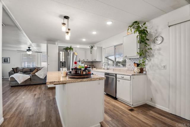 Detail Gallery Image 22 of 48 For 450 E. Bradley Ave #80,  El Cajon,  CA 92021 - 2 Beds | 2 Baths