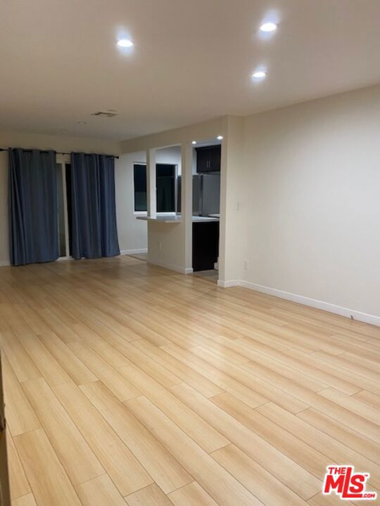 1466 S Canfield Avenue, Los Angeles CA: https://media.crmls.org/mediaz/cf608370-887e-46c9-a925-464065c3c329.jpg
