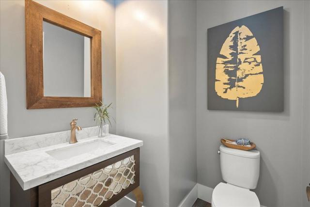 17435 Phillips Avenue, Los Gatos CA: https://media.crmls.org/mediaz/cf614258-363f-41ae-8ebe-9860fdba22e6.jpg