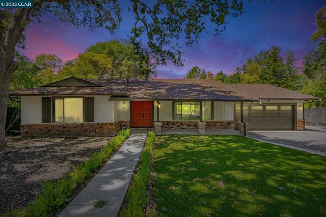 1821 S Main St, Walnut Creek CA: https://media.crmls.org/mediaz/cf61cbda-0a37-4d0a-8cf7-317844da9665.jpg
