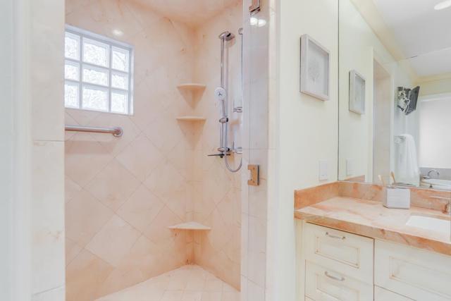 Image 22 of 40 For 989 Coeur D Alene Way