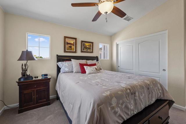 531 Via Vaquero Sur, San Juan Bautista CA: https://media.crmls.org/mediaz/cf62e11e-9b02-462d-a7c2-7f6440481f25.jpg