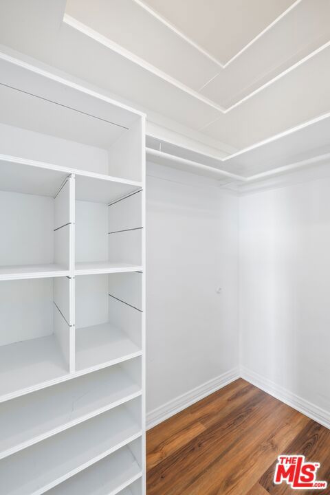 8724 Shoreham Drive, West Hollywood CA: https://media.crmls.org/mediaz/cf62e9d7-0b05-468b-a0c0-ca8945270fe6.jpg