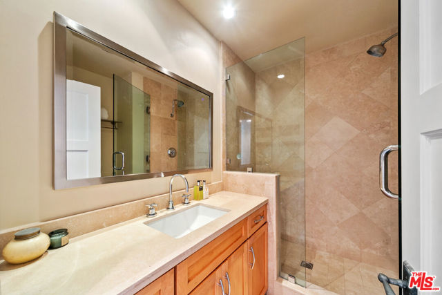 22626 Pacific Coast Highway, Malibu CA: https://media.crmls.org/mediaz/cf63381f-2617-49f7-adc2-2d8243f85c4a.jpg