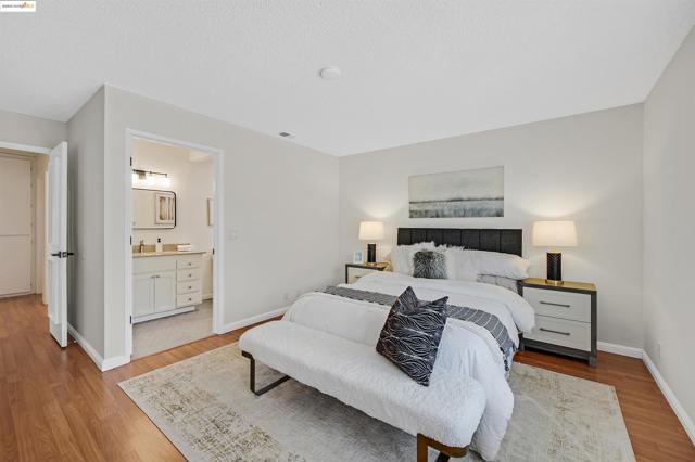 32212 Deborah Dr, Union City CA: https://media.crmls.org/mediaz/cf63ef2d-116c-4f23-8580-ae11f02fe02e.jpg