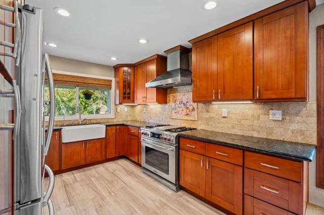 51 Saint Ramon Court, Danville CA: https://media.crmls.org/mediaz/cf642c56-5ce8-47c8-8058-e922c09af724.jpg