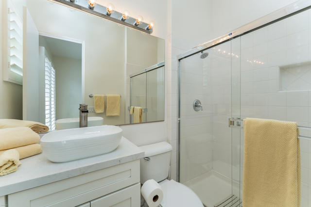 77363 Sky Mesa Lane, Indian Wells CA: https://media.crmls.org/mediaz/cf64a966-71c2-4899-9ae3-cf77273e9eed.jpg