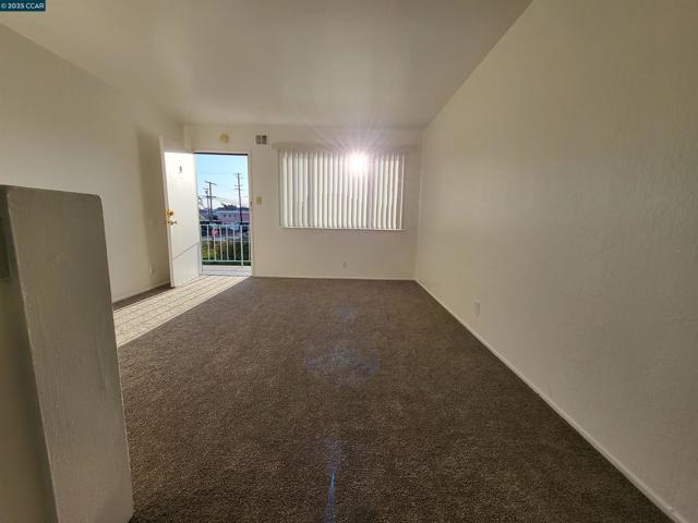 2488 Market Ave, San Pablo CA: https://media.crmls.org/mediaz/cf65013f-a879-40c2-928c-7fcc1b26ff65.jpg