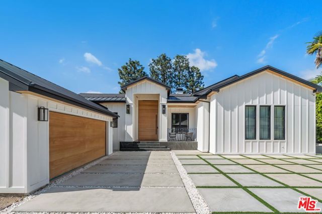 16015 Valley Wood Road, Sherman Oaks CA: https://media.crmls.org/mediaz/cf6537b4-d93e-45d2-b3b6-86e355758925.jpg