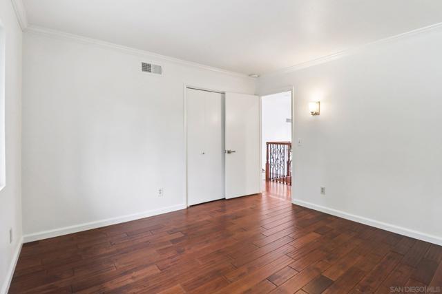 13080 Camino Del Valle, Poway CA: https://media.crmls.org/mediaz/cf666b32-c520-4172-bba1-e5a34eb55bba.jpg