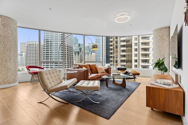 888 W E Street, San Diego CA: https://media.crmls.org/mediaz/cf66dc0d-1476-43e1-a937-92d35611b65a.jpg
