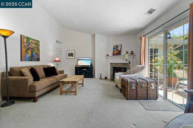891 Robin Cir, Arroyo Grande CA: https://media.crmls.org/mediaz/cf6740d9-b0ef-4415-a9c2-cff6d771959d.jpg