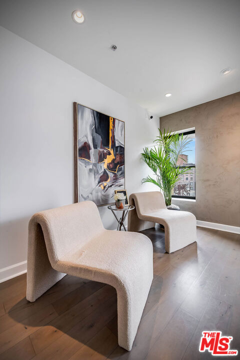 416 S Spring Street, Los Angeles CA: https://media.crmls.org/mediaz/cf67c212-afa7-41d6-baea-3c3454546a02.jpg