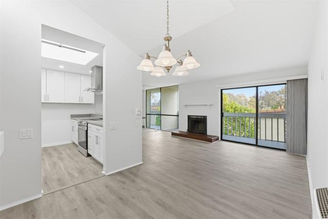 2388 Altisma Way, Carlsbad CA: https://media.crmls.org/mediaz/cf687f2a-cc5b-4f59-b23c-056f704a74b5.jpg
