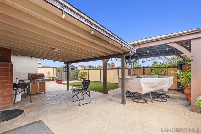 1059 Buena Vista Way, Chula Vista CA: https://media.crmls.org/mediaz/cf68c49c-4325-4248-8be5-a5ac6f97d862.jpg