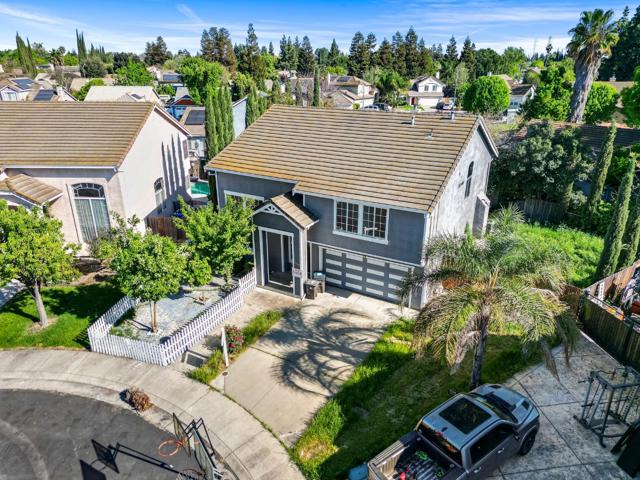 3330 Konig Court, Stockton CA: https://media.crmls.org/mediaz/cf6a1170-11d5-4dd9-a899-98ef8a98a672.jpg