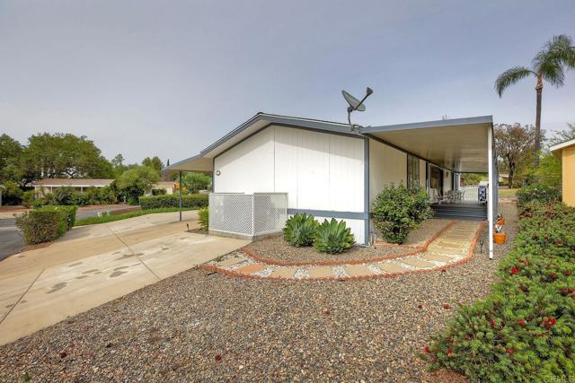 Detail Gallery Image 3 of 38 For 18218 Paradise Mountain Rd Spc 16 #LOT 16,  Valley Center,  CA 92082 - 2 Beds | 2 Baths