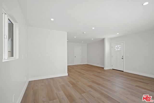 1563 E Elizabeth Street, Pasadena CA: https://media.crmls.org/mediaz/cf6afe45-6f44-401a-bdad-2cfcf71b0ee0.jpg