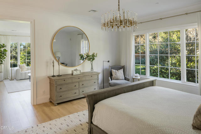 2060 Windover Road, Pasadena CA: https://media.crmls.org/mediaz/cf6b4eb7-c944-401f-b117-550b6b94bcbe.jpg