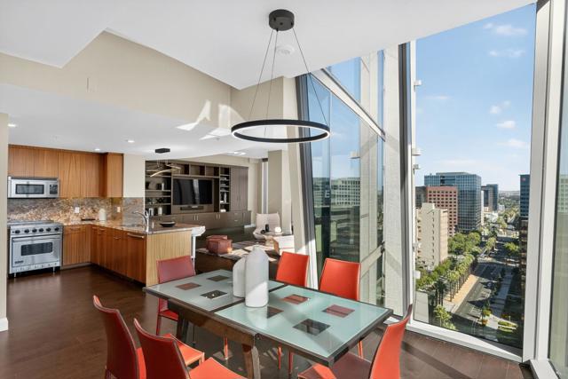 38 N Almaden Boulevard, San Jose CA: https://media.crmls.org/mediaz/cf6c8dd1-da53-4e59-bce2-82ab9515ea36.jpg