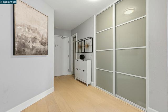 1700 Gough St, San Francisco CA: https://media.crmls.org/mediaz/cf6e4671-024c-475e-a7fb-f32e2fba2531.jpg