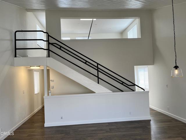 333 Highland Drive, Oxnard CA: https://media.crmls.org/mediaz/cf6f9634-79da-4ac8-b56b-03d4fd40bfac.jpg