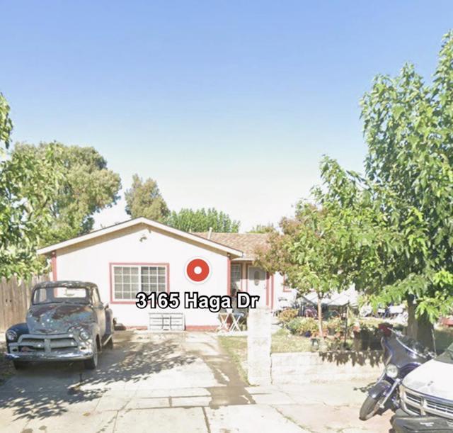 3165 Haga Drive, San Jose CA: https://media.crmls.org/mediaz/cf6fd813-a4e9-4957-858a-3986d2b1a9b7.jpg