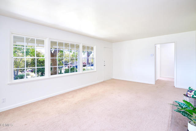 Detail Gallery Image 19 of 34 For 567 Mesa Dr, Camarillo,  CA 93010 - 3 Beds | 2 Baths