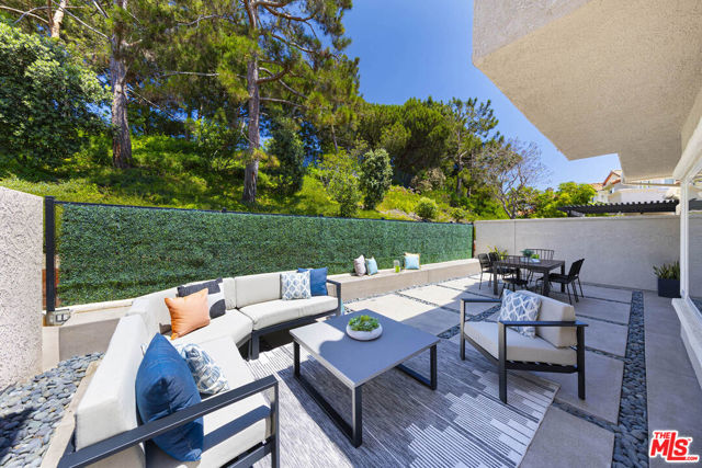 28 Saint Kitts, Dana Point CA: https://media.crmls.org/mediaz/cf710b5f-71db-4777-9eb2-62da89464590.jpg