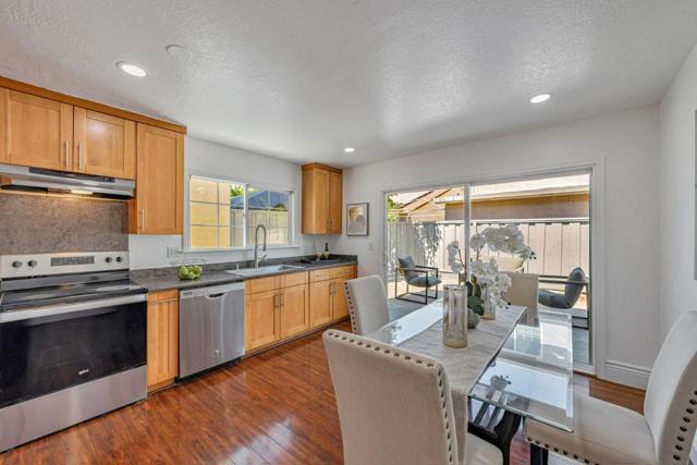 1787 Kyra Circle, San Jose CA: https://media.crmls.org/mediaz/cf7195aa-6f9e-44a1-a9c7-309082eff5ca.jpg