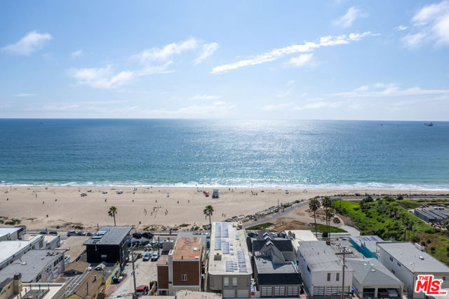 4406 The Strand, Manhattan Beach, California 90266, 3 Bedrooms Bedrooms, ,2 BathroomsBathrooms,Residential,Sold,The Strand,23301547