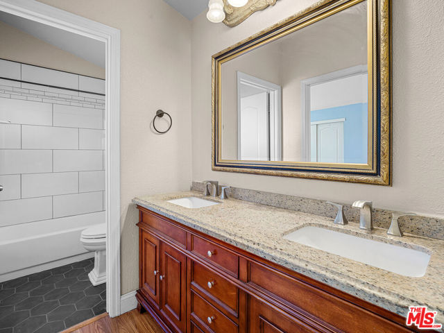 MLS #25598677 image #28