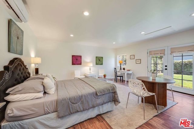 1304 -1306 W 48th Street, Los Angeles CA: https://media.crmls.org/mediaz/cf73802e-aa97-4dac-8a61-2d6afc157e79.jpg