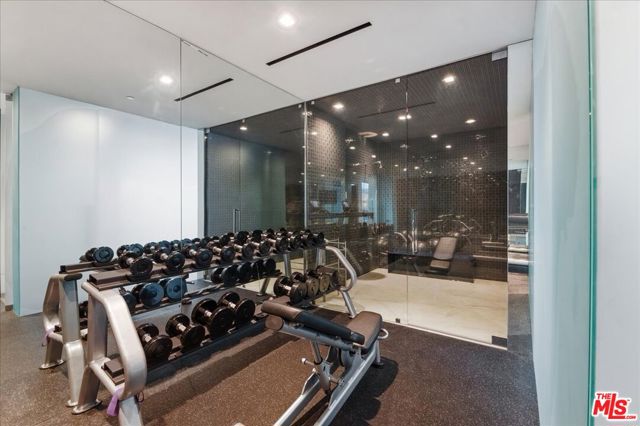 1620 Carla, Beverly Hills CA: https://media.crmls.org/mediaz/cf74f663-912c-4cdc-9b78-66574b34ce59.jpg