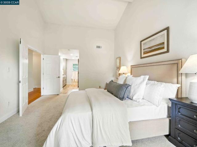 218 Jewel Ter, Danville CA: https://media.crmls.org/mediaz/cf74fba2-7052-4e7f-aeae-ebf170b4d2c3.jpg