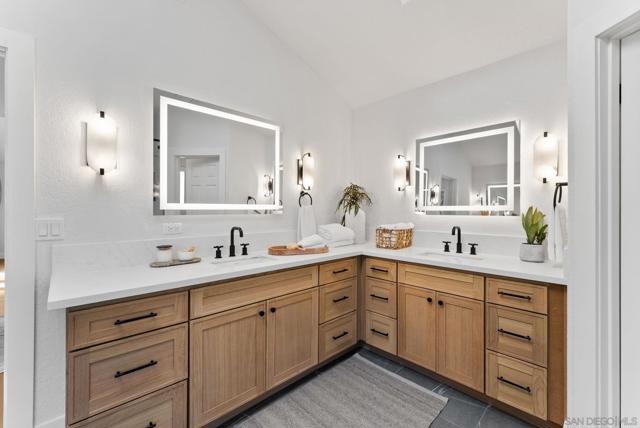 12257 Avenida Consentido, San Diego CA: https://media.crmls.org/mediaz/cf75114c-18a7-4dde-b293-a9b4c1dd28ce.jpg