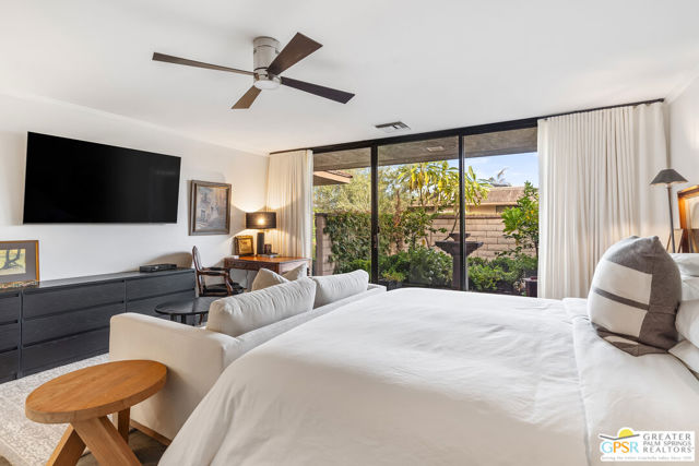 46 Princeton Drive, Rancho Mirage CA: https://media.crmls.org/mediaz/cf7525fa-5b69-4053-9d8d-7b12f857a204.jpg